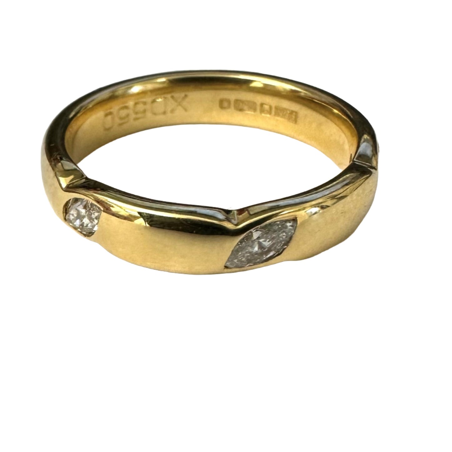 Exquisite 4.0mm Marquise Cut Diamond Gold Band"