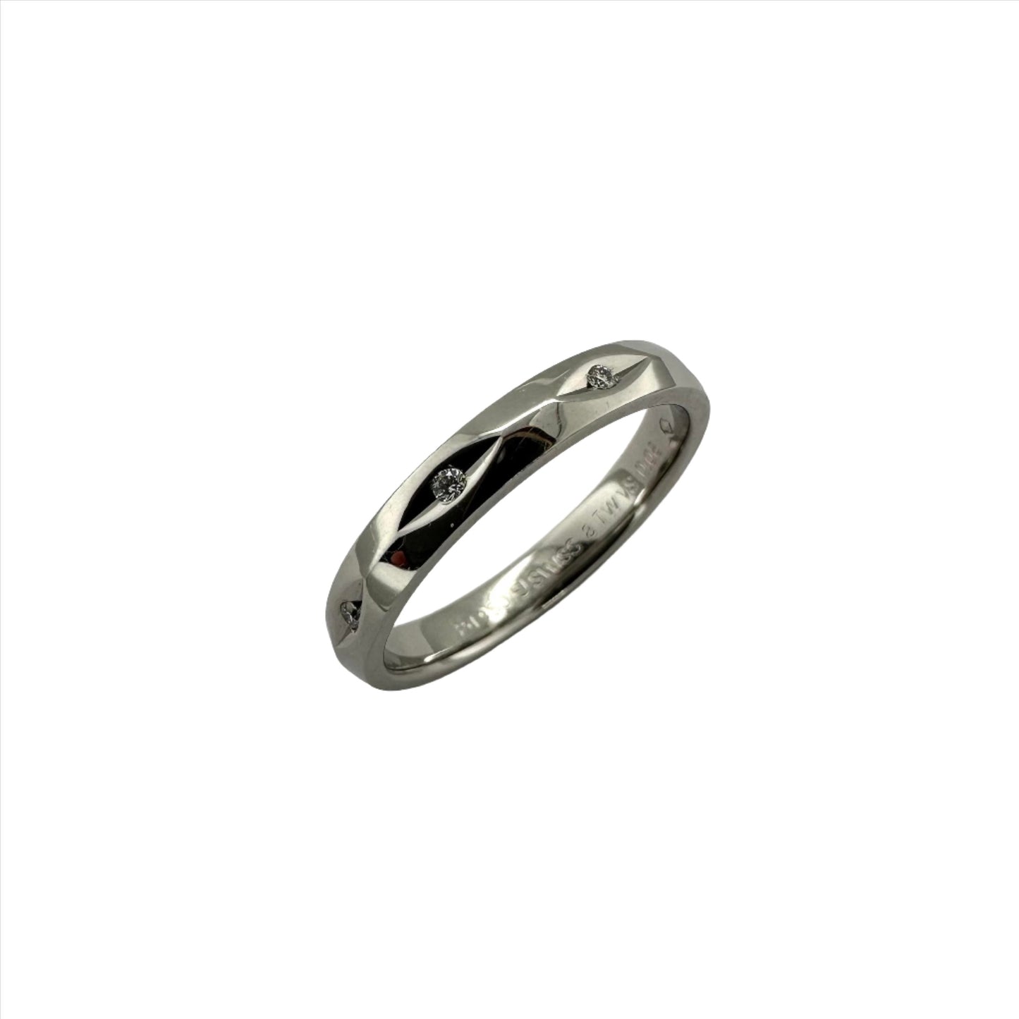 Hypoallergenic Palladium Diamond Wedding Ring. Henry D Johnstone Jewellers. Alderley Edge, Poynton, Cheshire.