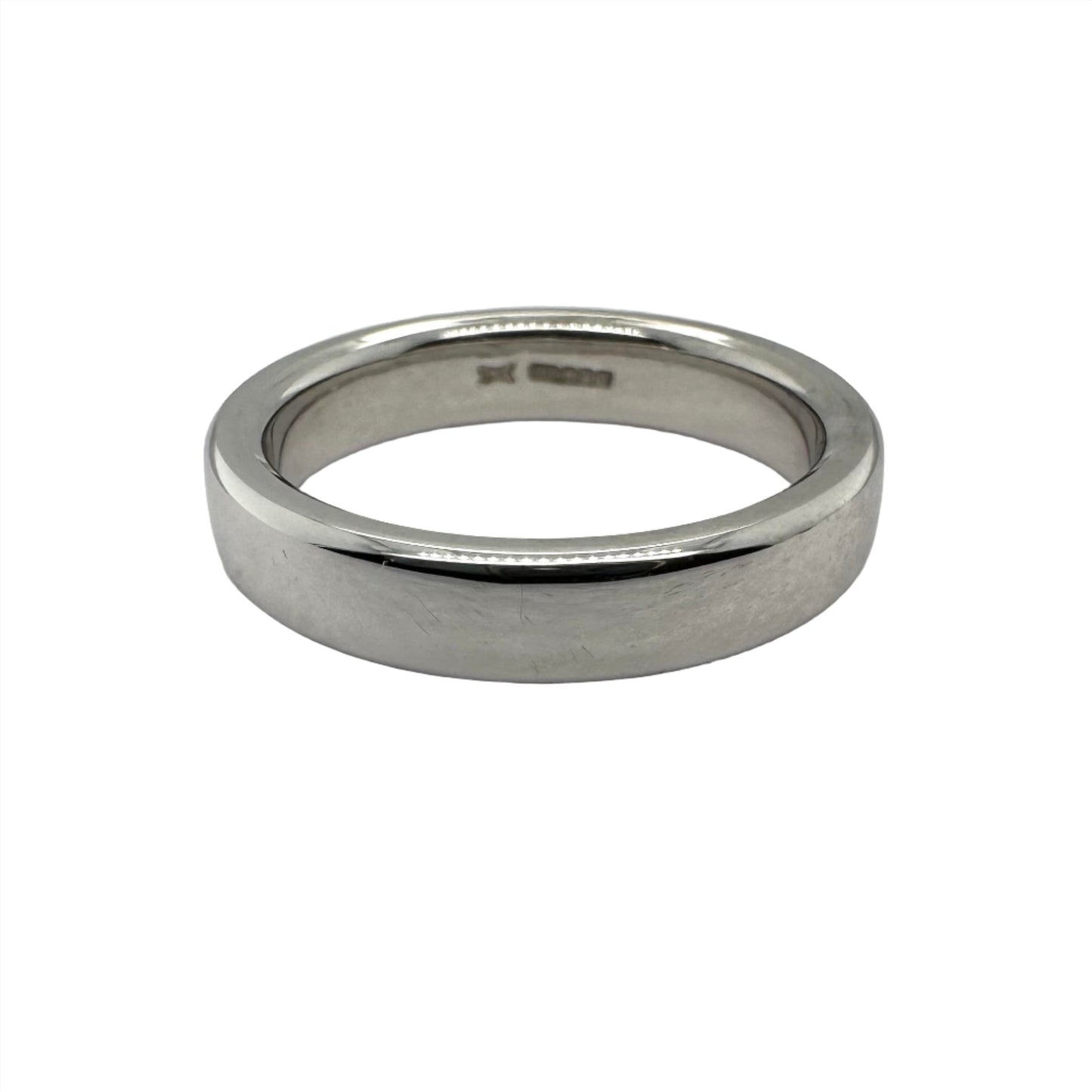 Minimalist 18ct White Gold Wedding Band