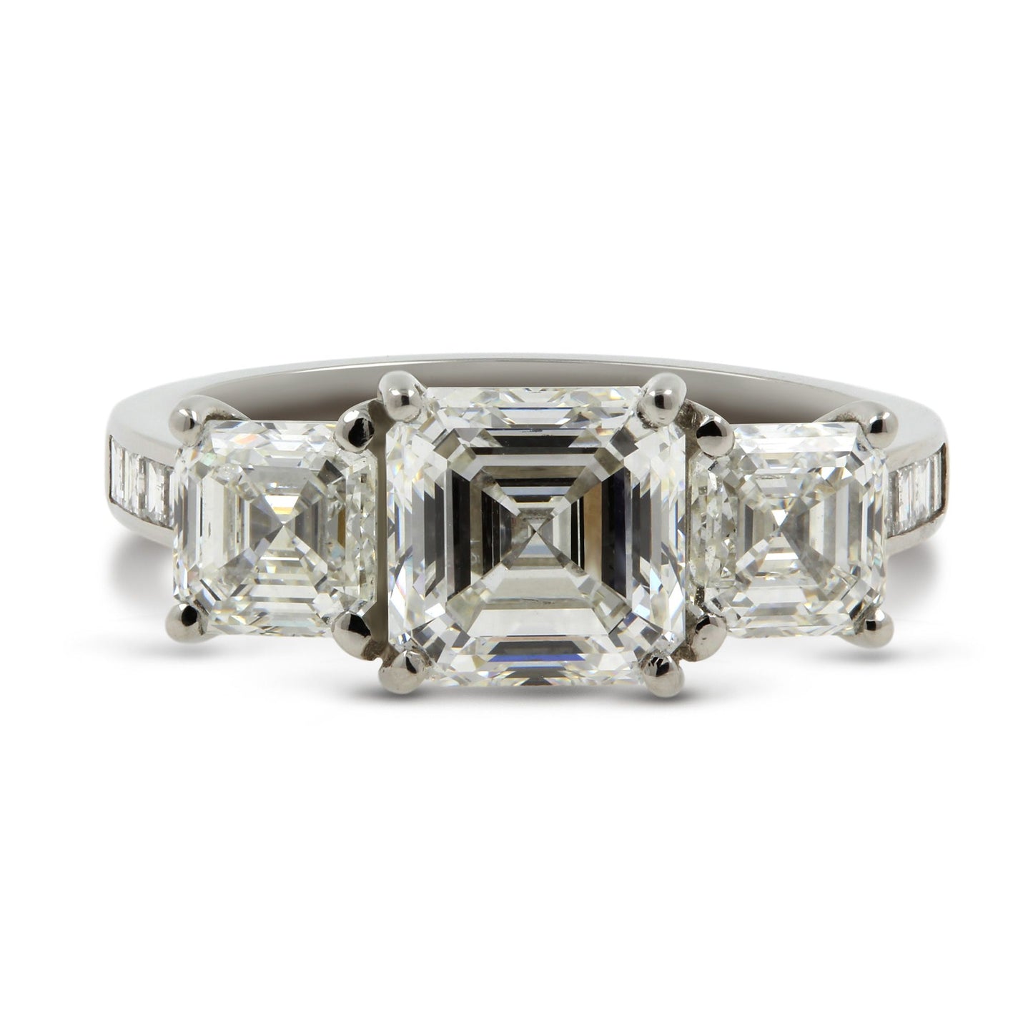 Platinum Ascher cut diamond three stone ring - 3.84ct