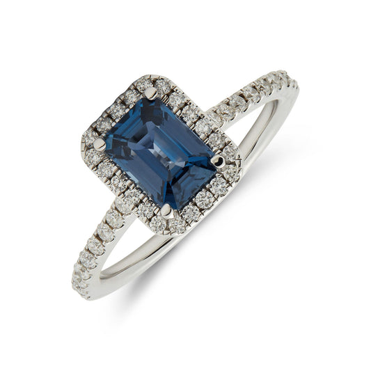 18ct white gold octagonal cut blue sapphire dress ring