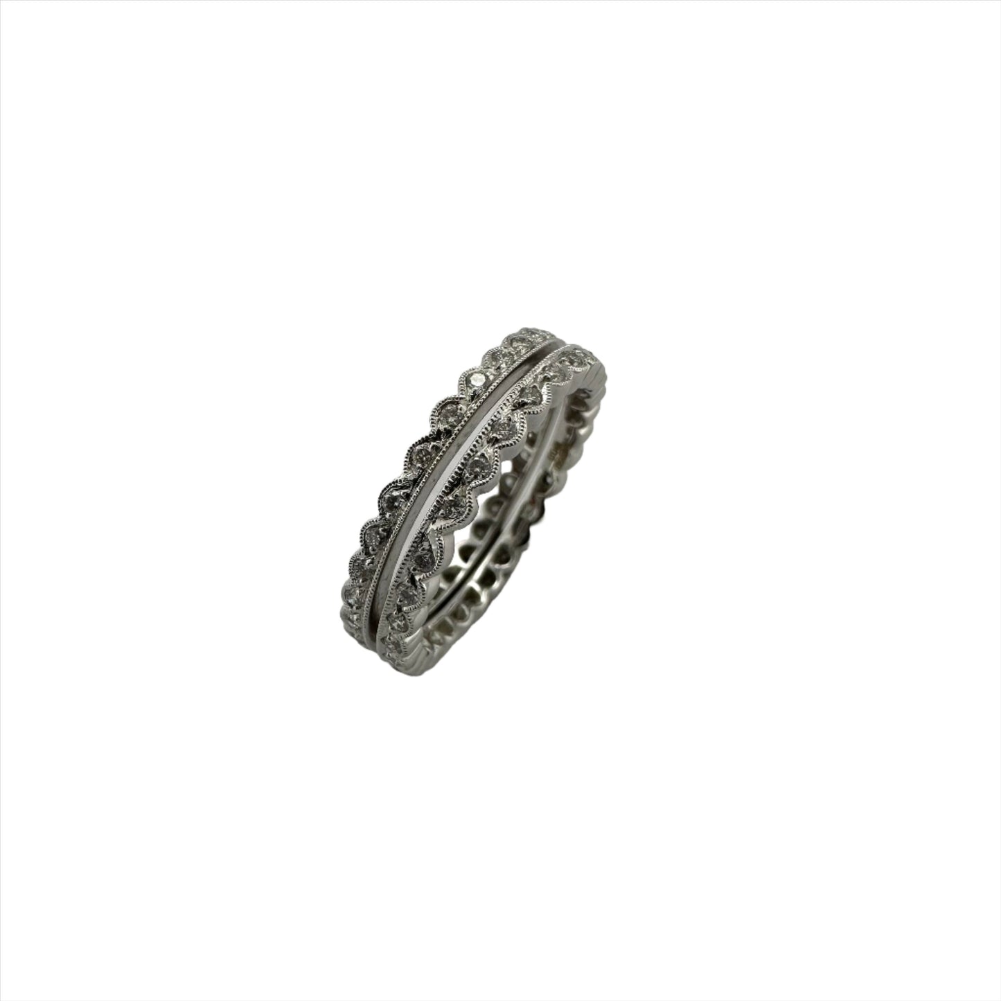 18ct White Gold Diamond Scalloped Edge Wedding Band. Henry D Johnstone Jewellers. Alderley Edge, Poynton, Cheshire.