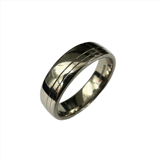 Comfort-fit Palladium wedding band 6.0mm. Henry D Johnstone Jewellers. Alderley Edge, Poynton, Cheshire.