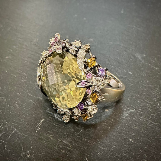 Pre owned precious white metal lemon quartz dress ring - 18.67ct.