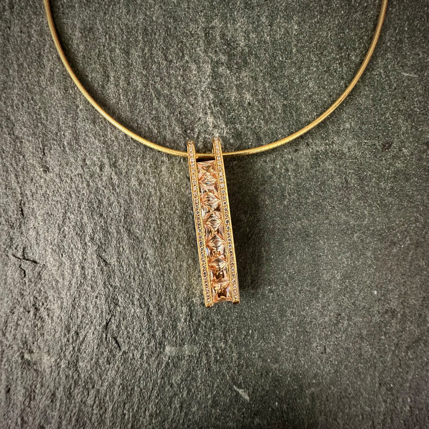 Pre-Owned: 18ct yellow gold diamond & citrine 'Ingot' pendant.