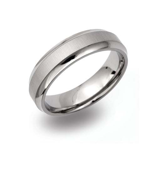 Titanium flat vertical brushed centre ring with grooved edge. Henry D Johnstone Jewellers. Alderley Edge, Poynton, Cheshire.