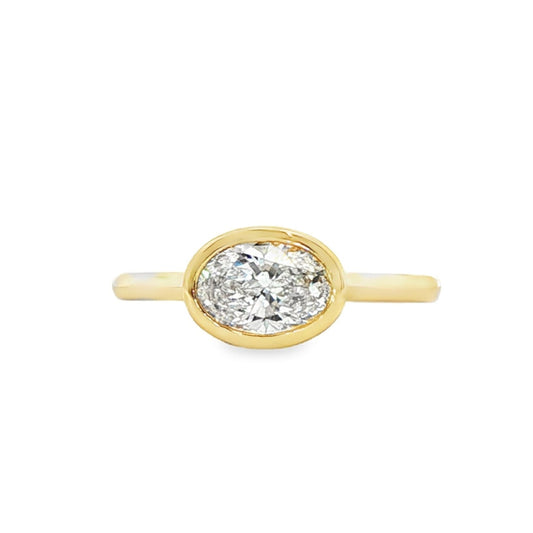 LAB GROWN: 18ct Yellow Gold Oval Cut Diamond Solitaire Ring - 1.00ct