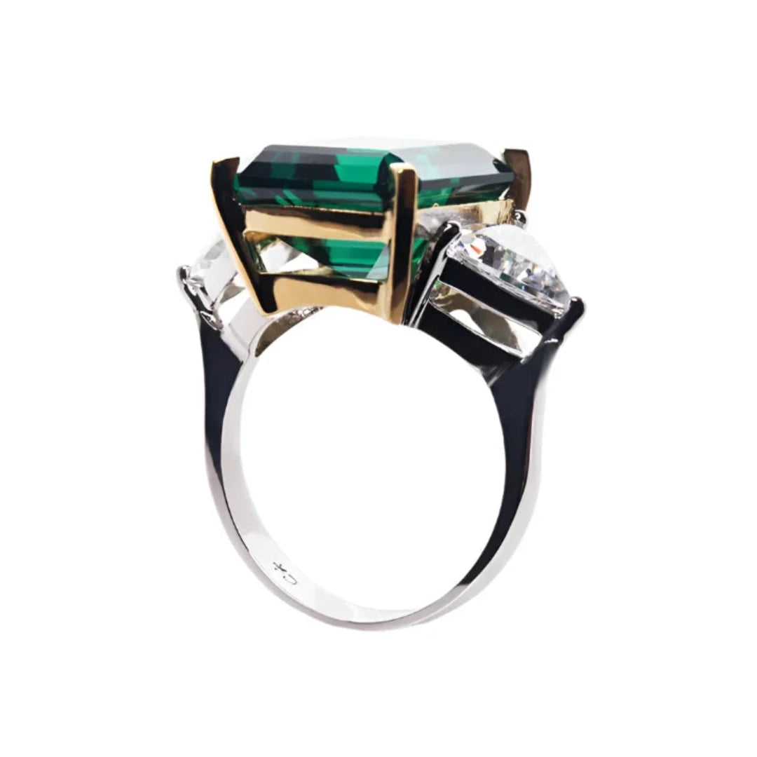 Carat 'Adila' Green Emerald simulant Cocktail ring white gold plated - CR925W-ADIL-GR