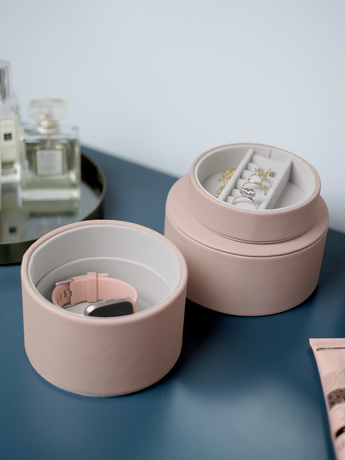 Stackers 'Blush' bedside jewellery box - Peach.