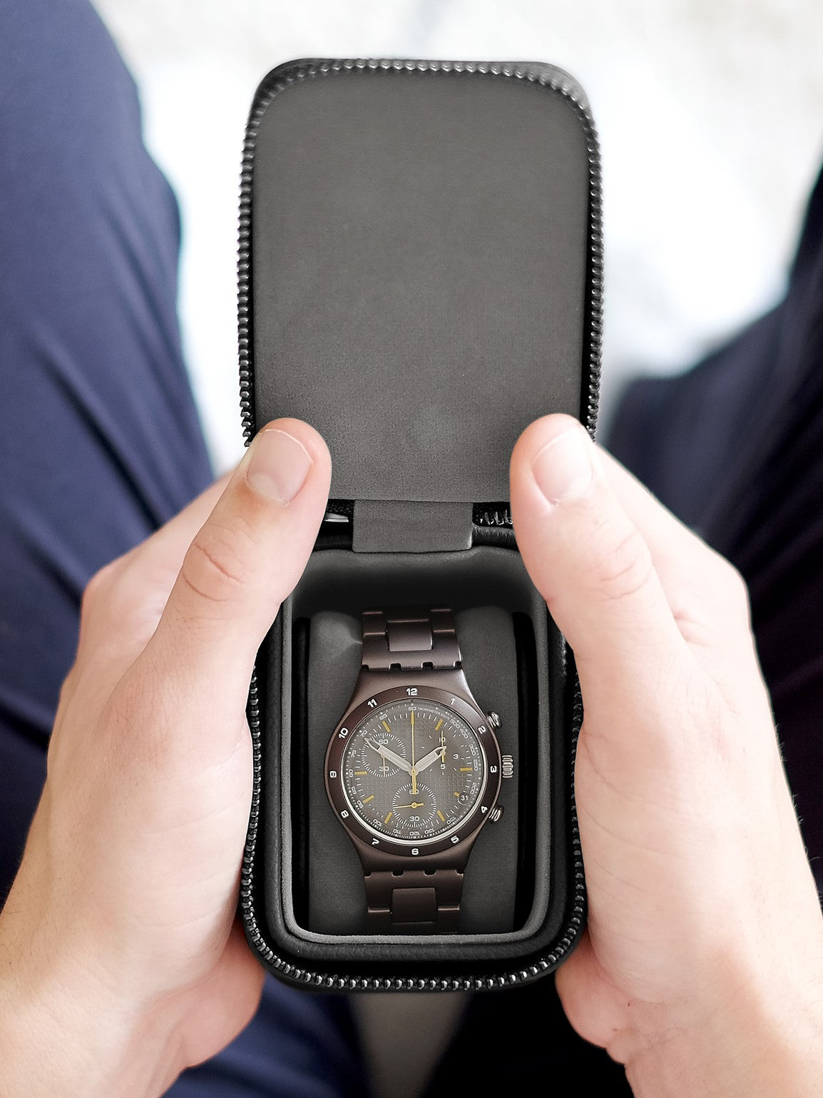 Stackers zipped travel watch box- Black.