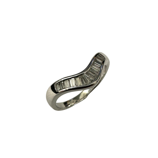 Luxurious 18ct white gold wishbone wedding band. Henry D Johnstone Jewellers. Alderley Edge, Poynton, Cheshire.