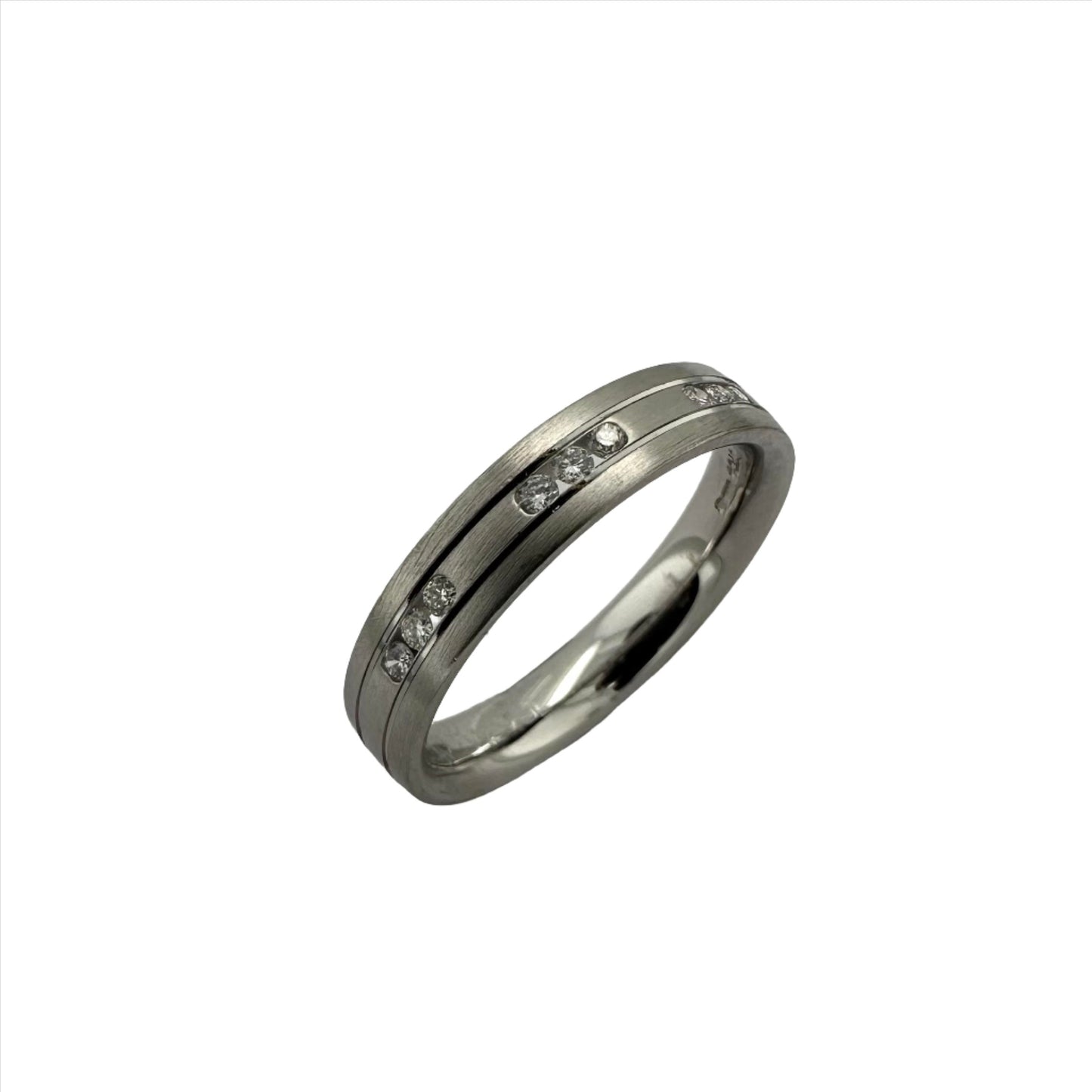 18ct white gold diamond wedding band. Henry D Johnstone Jewellers. Alderley Edge, Poynton, Cheshire.