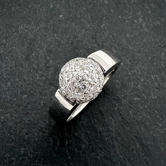 Pre-Owned: 18ct white gold diamond set pave diamond ball set dress ring.