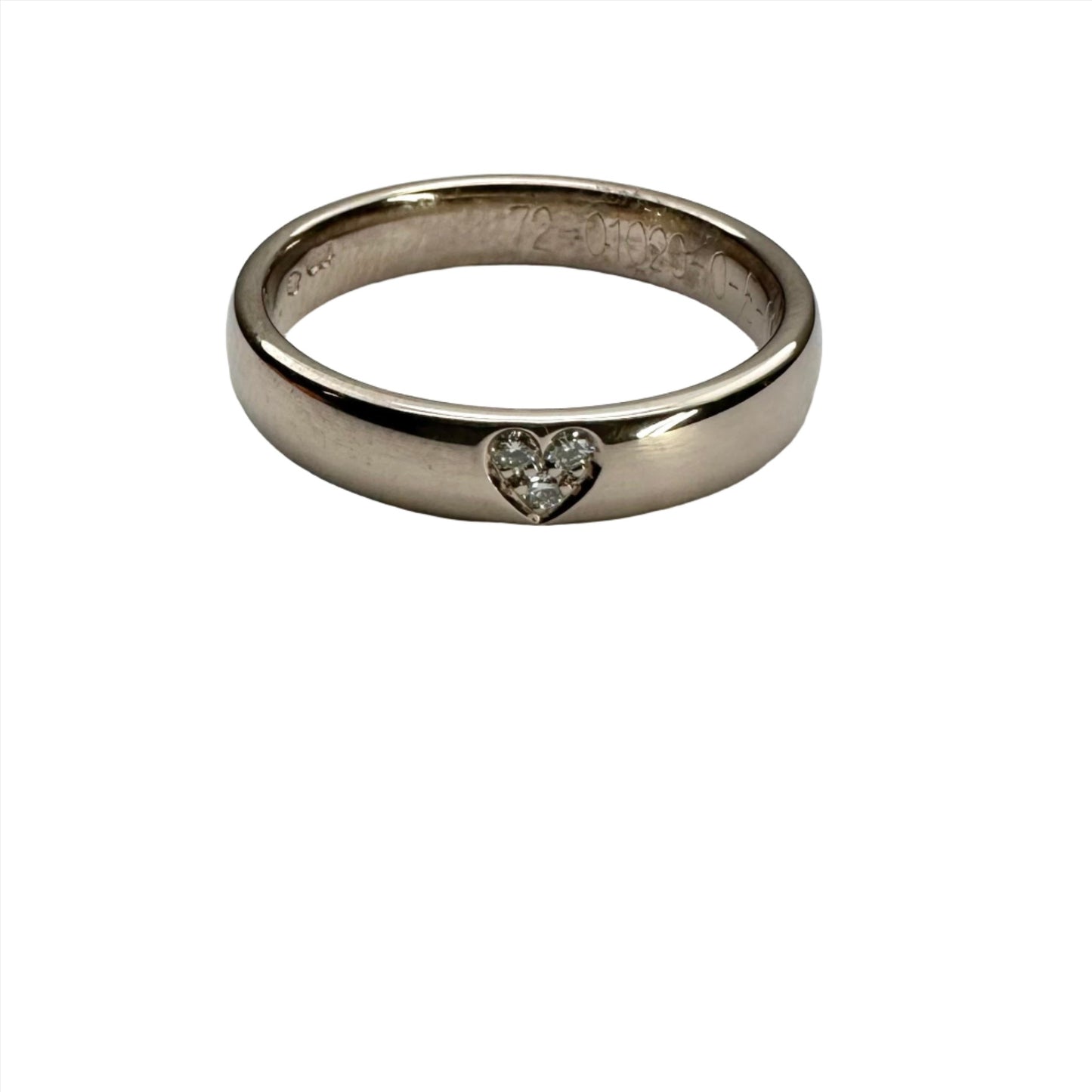 3.5mm white gold ring with round brilliant cut diamonds by Furrer Jacot