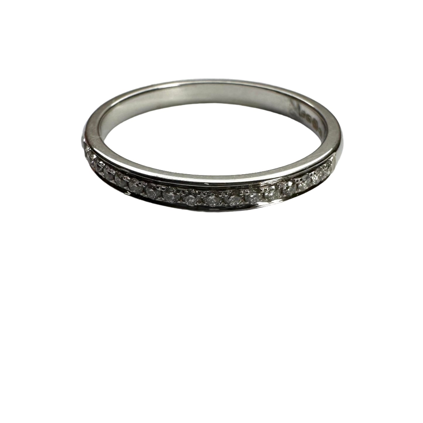 18ct white gold diamond ring