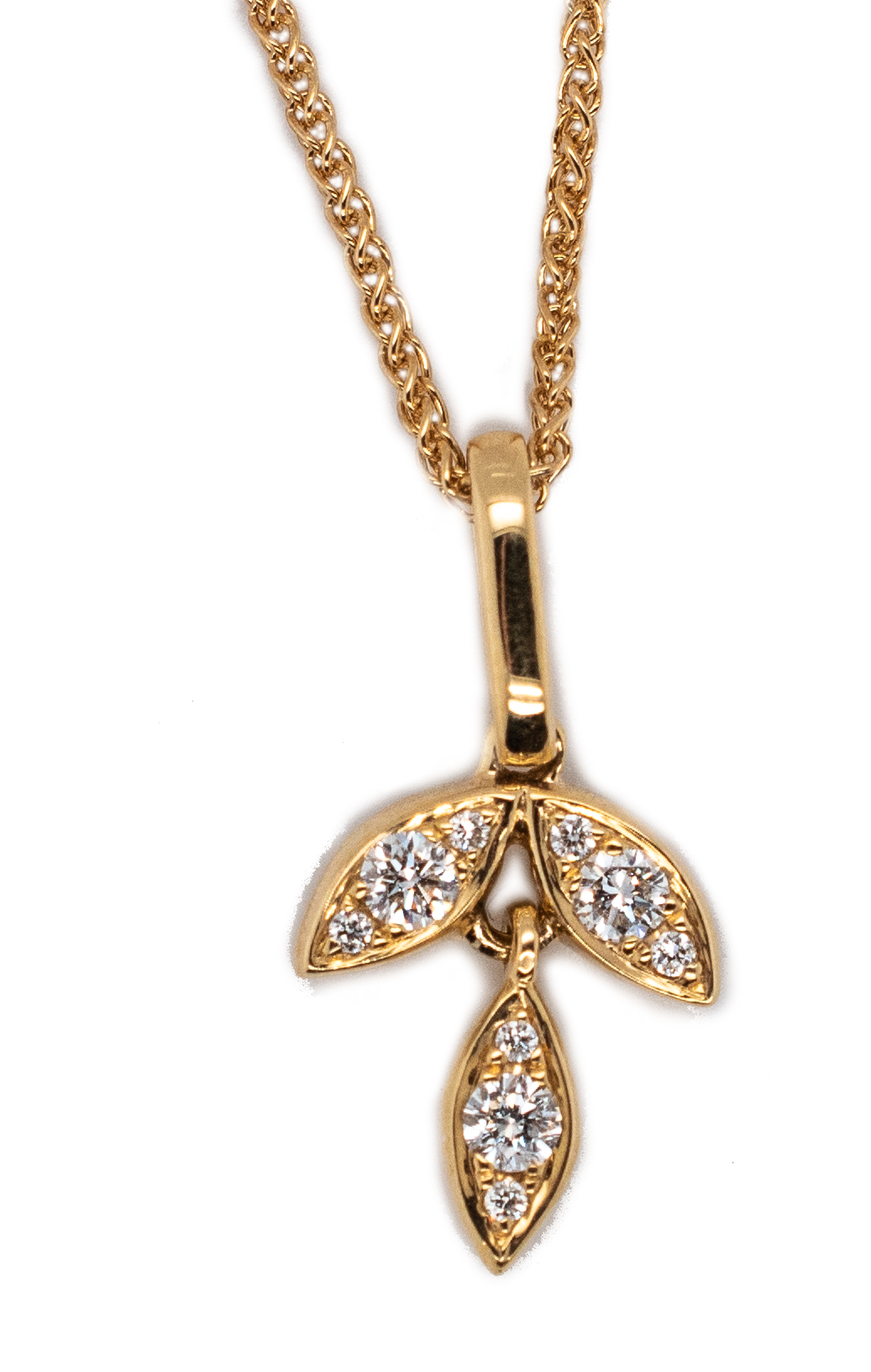 18ct yellow gold diamond set 'Barleycorn' pattern pendant. Henry D Johnstone Jewellers, Alderley Edge, Poynton, Cheshire.
