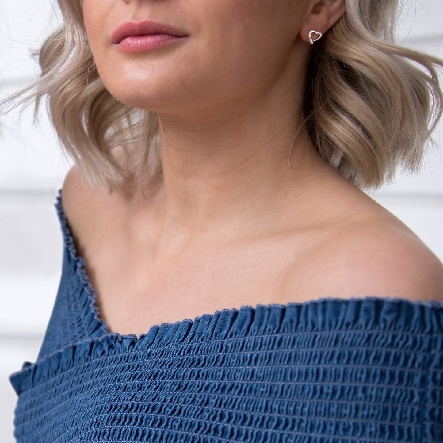 Hot Diamonds Romantic Stud Earrings DE110.