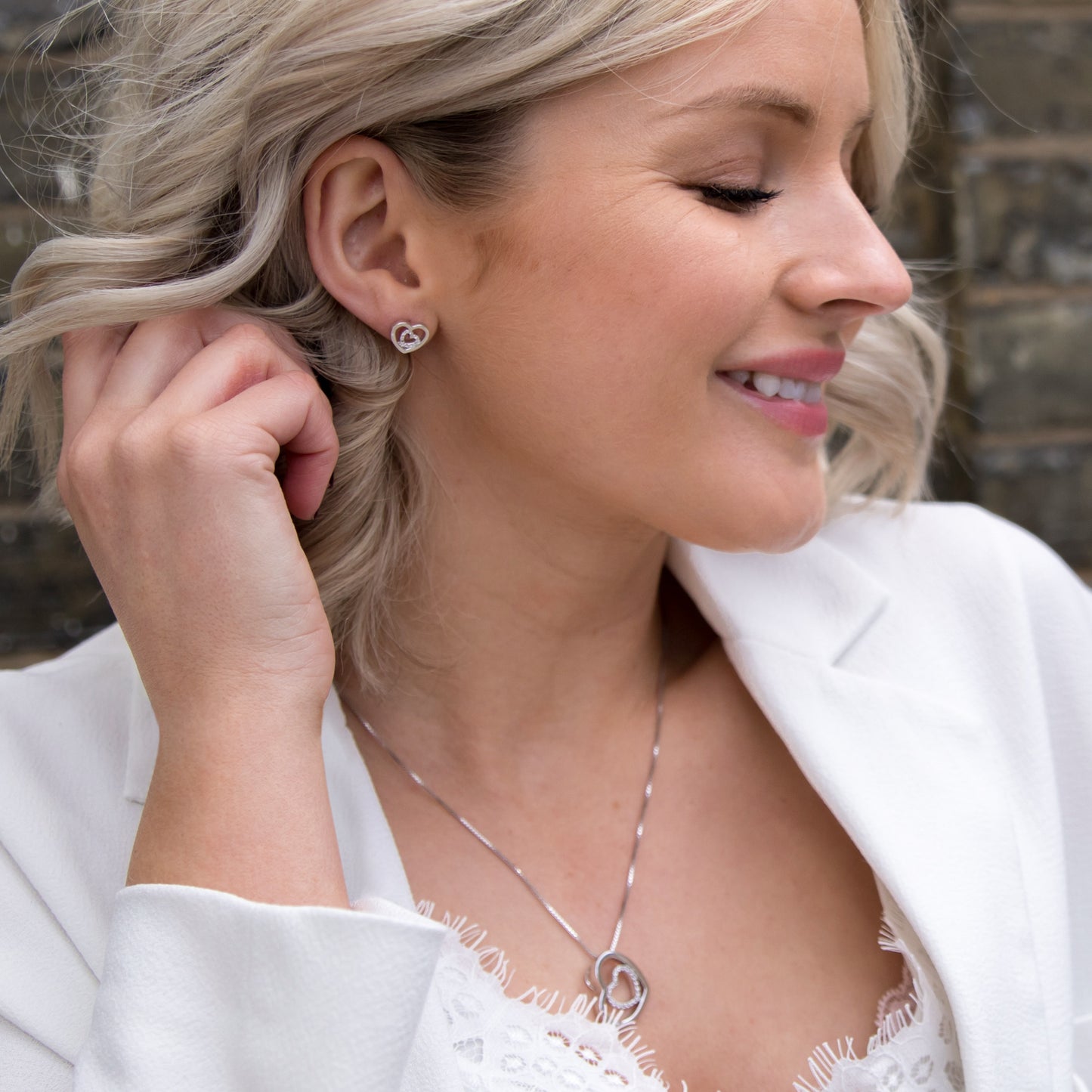 Hot Diamonds Enchanting Encased Stud Earrings DE548.