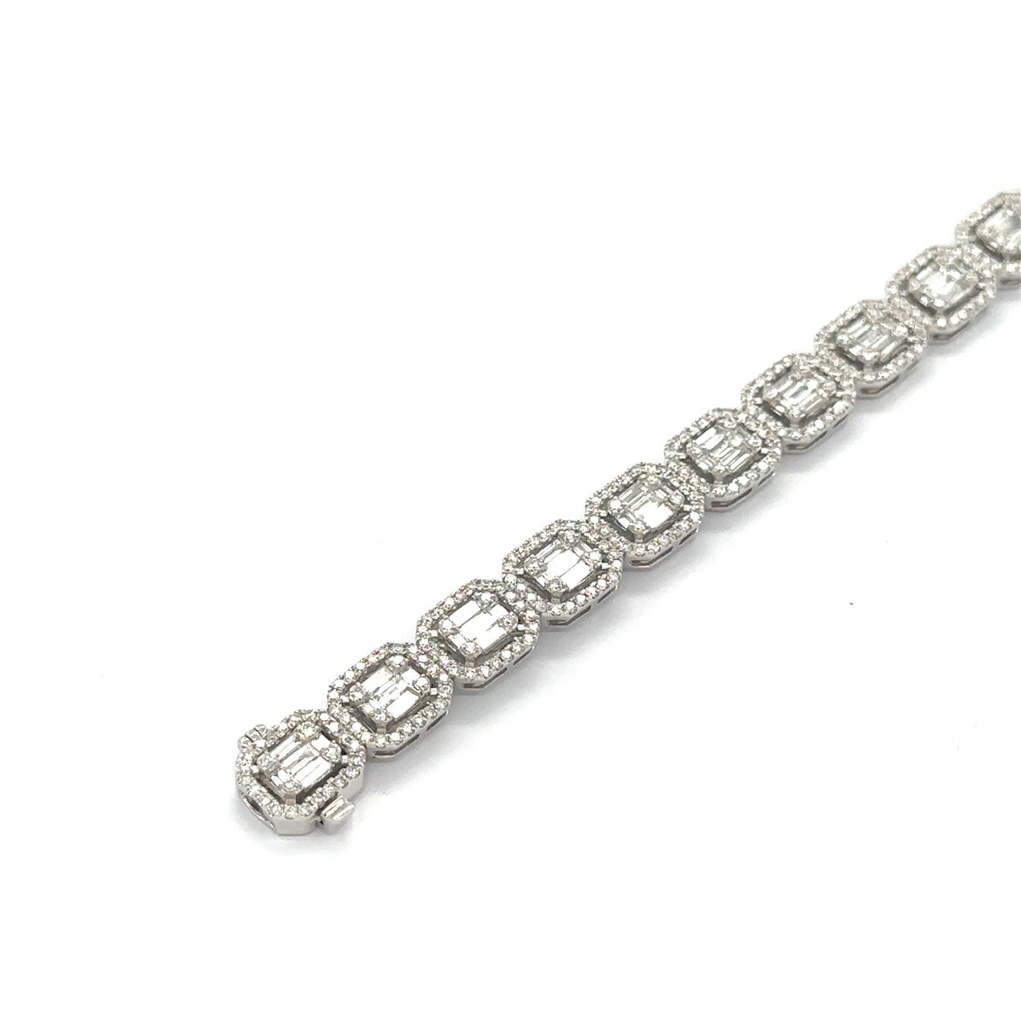 18ct white gold baguette and brilliant cut diamond linked bracelet - 2.67ct