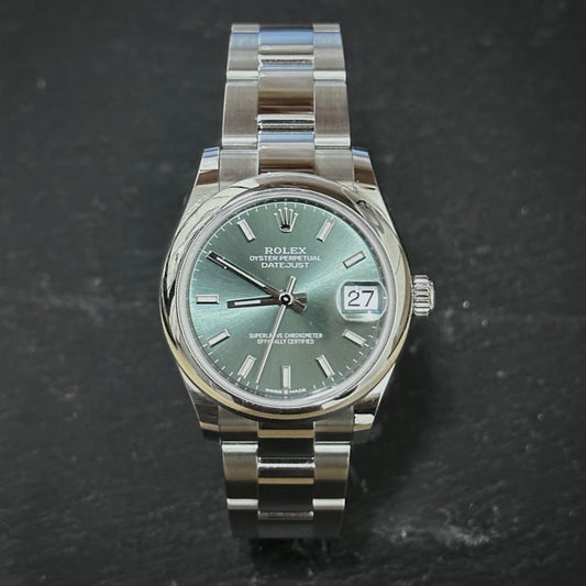 Pre-Owned: Unworn Rolex 31.0mm 278240 stainless steel 'Datejust' bracelet watch.