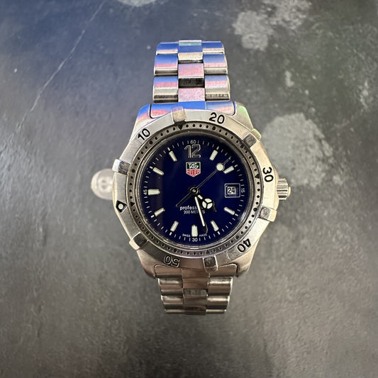 Pre-Owned:  Stainless Steel Quartz Tag Heuer 2000 Professional Bracelet Watch