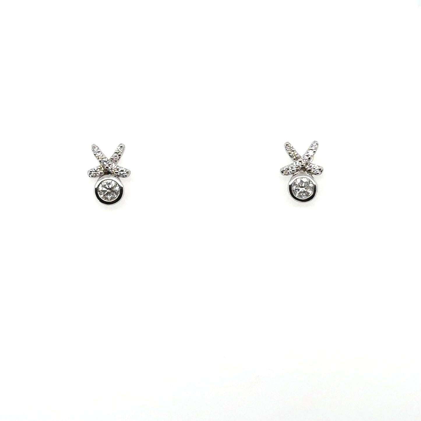 18ct white gold brilliant cut diamond 'Kiss' stud earrings - 0.27ct.