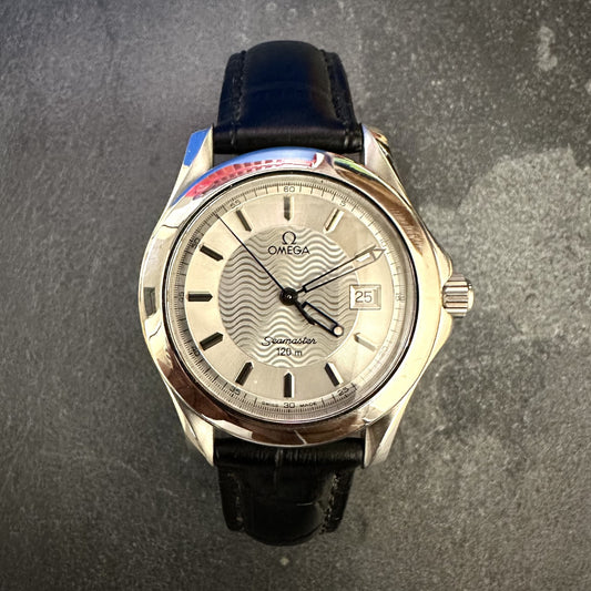 Pre-Owned: Stainless Steel Omega 'Seamaster' 36.0mm Quartz Strap Watch.