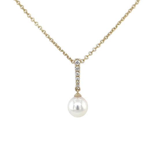 9ct yellow gold Cultured pearl and brilliant cut diamond articulated drop pendant - 0.08ct.