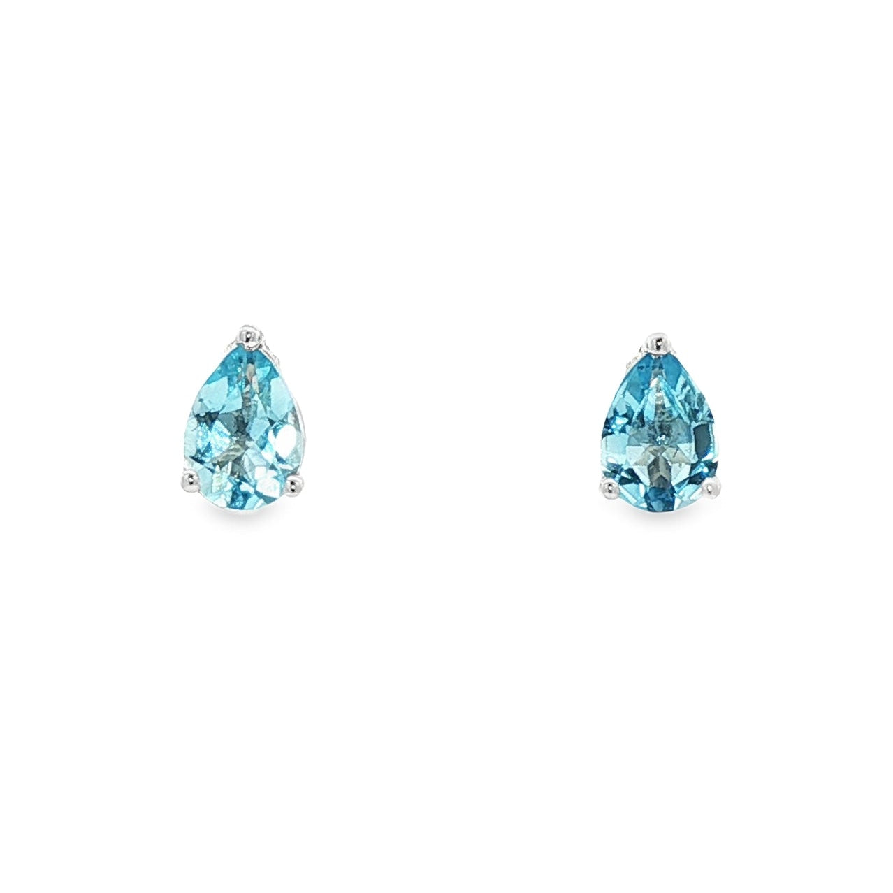 One pair Of 9ct White Gold Faceted Pear Shaped Aquamarine Stud Earrings - A:1.05ct