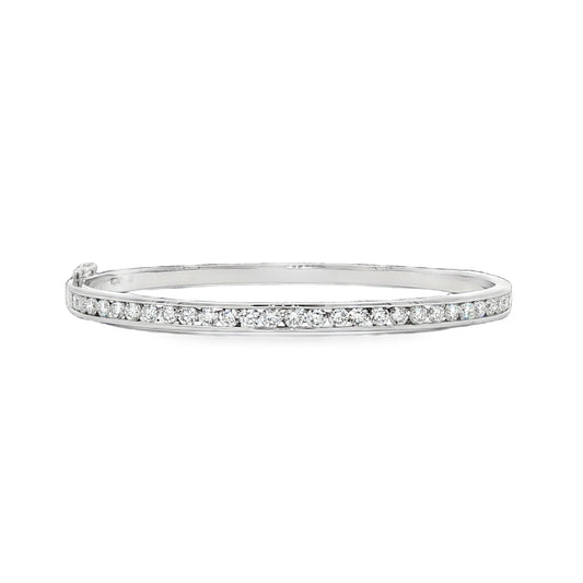 LAB GROWN: 9ct White Gold Round Brilliant Cut Diamond Set Oval Hinged Bangle - D2.01ct