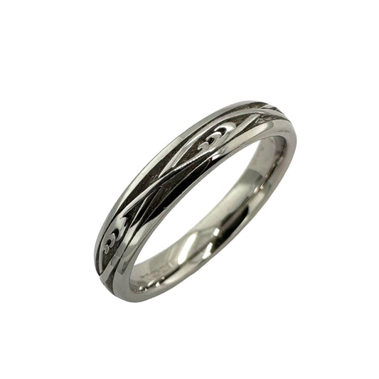 3.5mm Palladium wedding ring with detailed outer design. Henry D Johnstone Jewellers. Alderley Edge, Poynton, Cheshire.