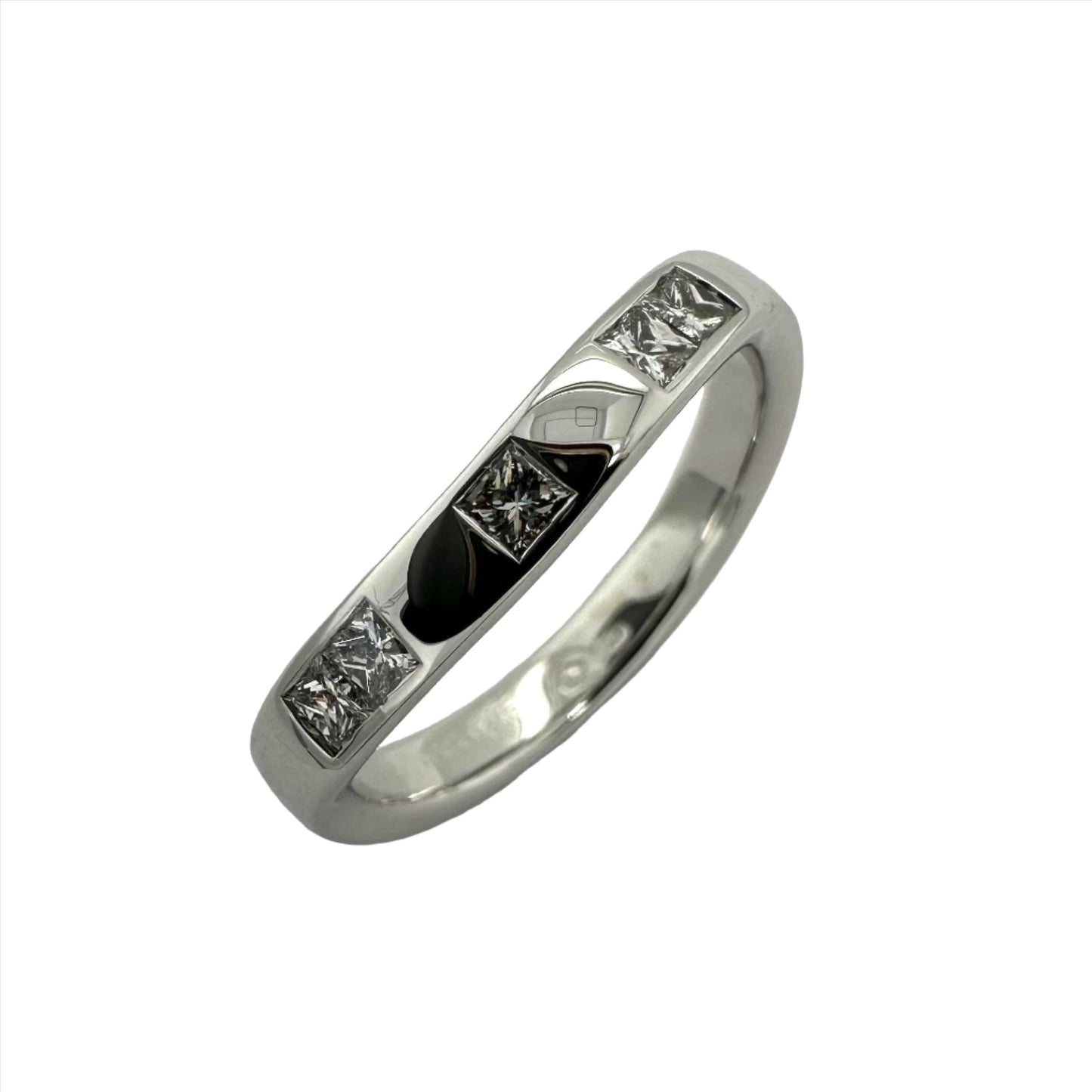 18ct white gold diamond set 3.0mm wedding band - 0.27ct.