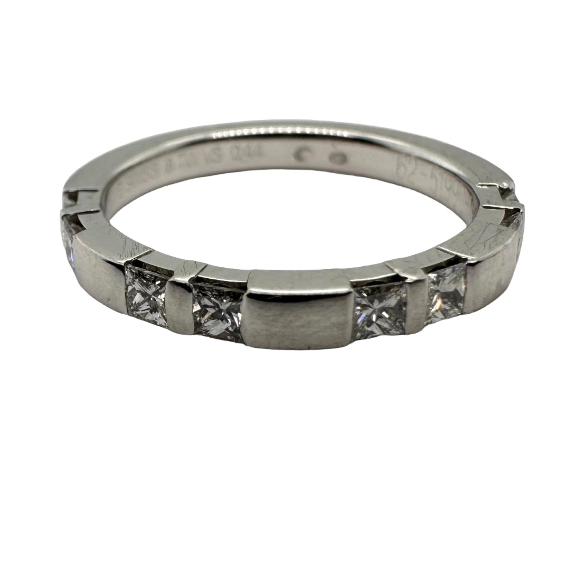 Platinum ring with 8 princess cut diamonds