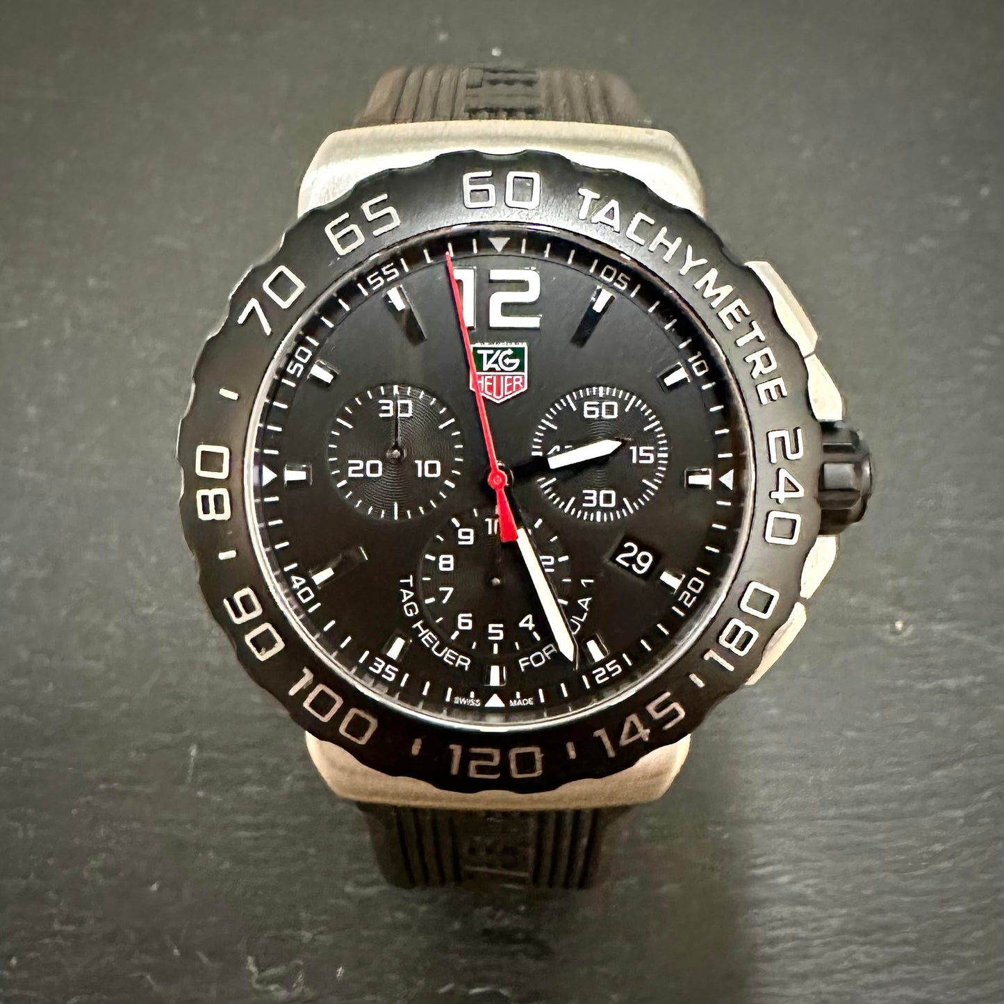 Pre-Owned: Stainless Steel Tag Heuer 'Formula 1' Quartz Chronograph Strap Watch.