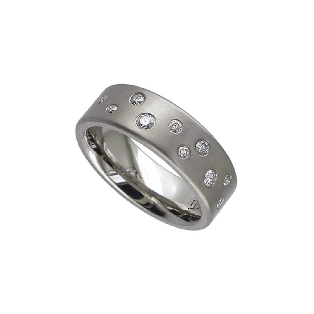 Titanium flat court round brilliant diamond 'Offset' 6.0mm to 7.0mm ring.