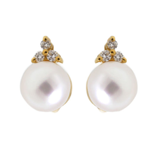 18ct yellow gold cultured pearl & diamond trefoil stud earrings.