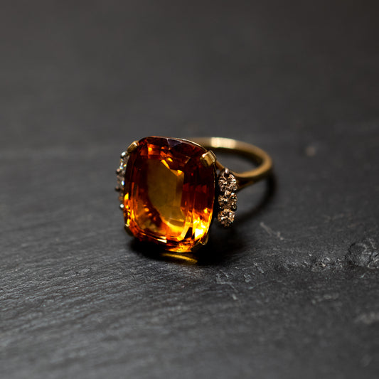 Pre-Owned: One 18ct yellow gold citrine & diamond cocktail ring - 0.42ct.