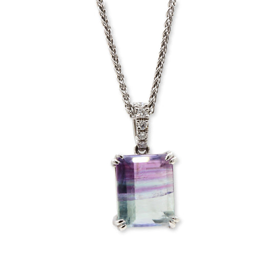 18ct White gold emerald cut fluorite double claw set Pendant suspended on chain.