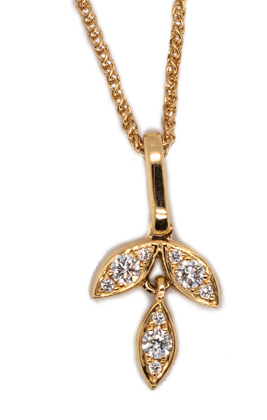 18ct yellow gold diamond set 'Barleycorn' pattern pendant.