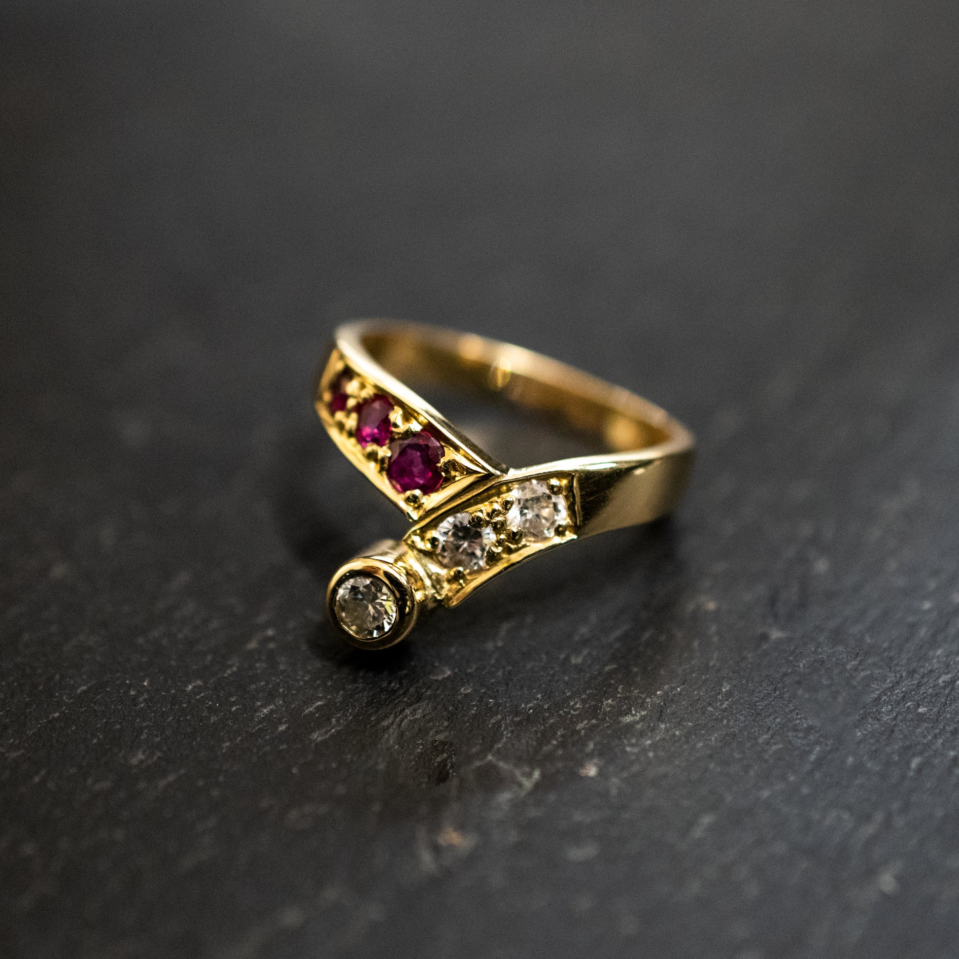 Vintage Gold Diamond Ruby Chevron Wishbone Ring –