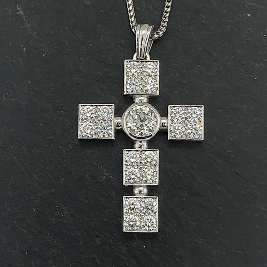Pre-Owned: One precious white metal diamond set cross pendant 3.21ct.